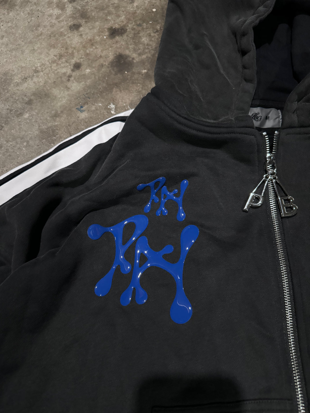 PAY GRYPHON ZIP (sample)